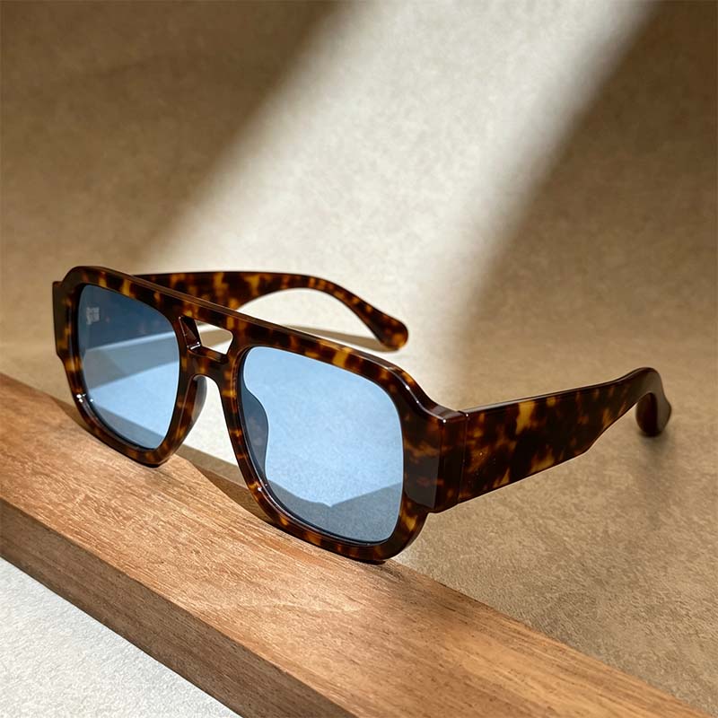 Stylish Aviator Sunglasses for Men and Women , Trendy Rectangle, Fashionable Design, Perfect😎