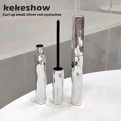 This mascara creates thick, long, and curled lashes. It's waterproof, smudge-proof🪄