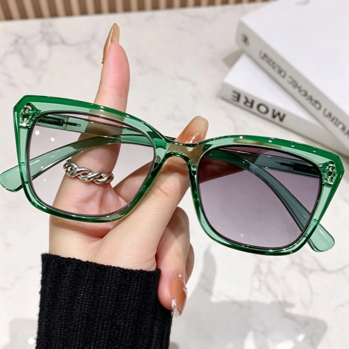 Progressive Photochromic Readers for Women, Pink Square Multifocal Reading Glasses 👓