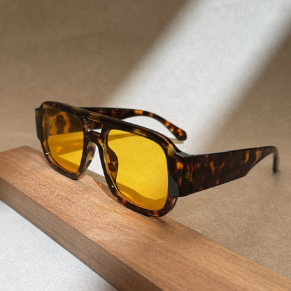 Stylish Aviator Sunglasses for Men and Women , Trendy Rectangle, Fashionable Design, Perfect😎