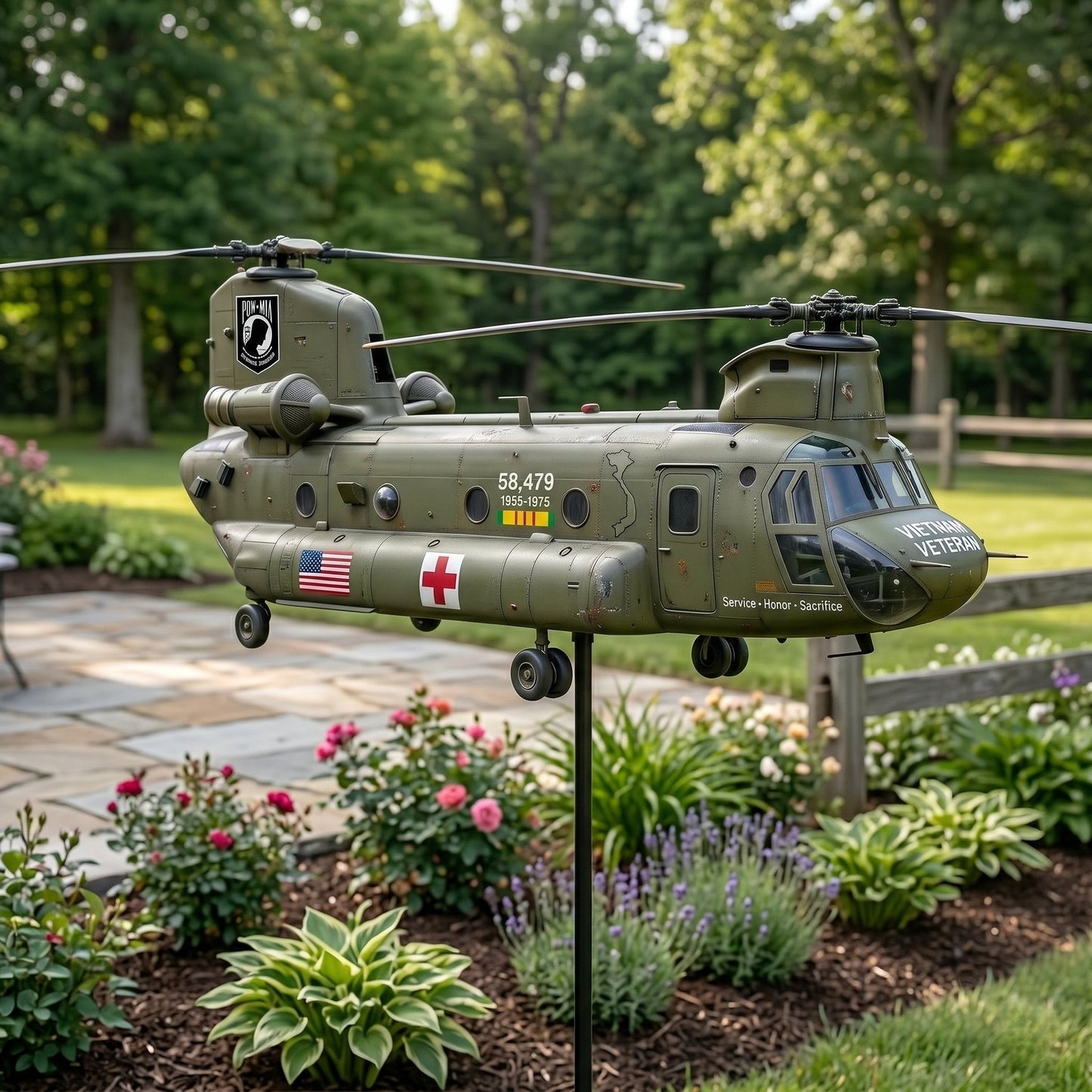 Veteran UH1 Helicopter Metal Wind Spinner Yard Ornament🛩
